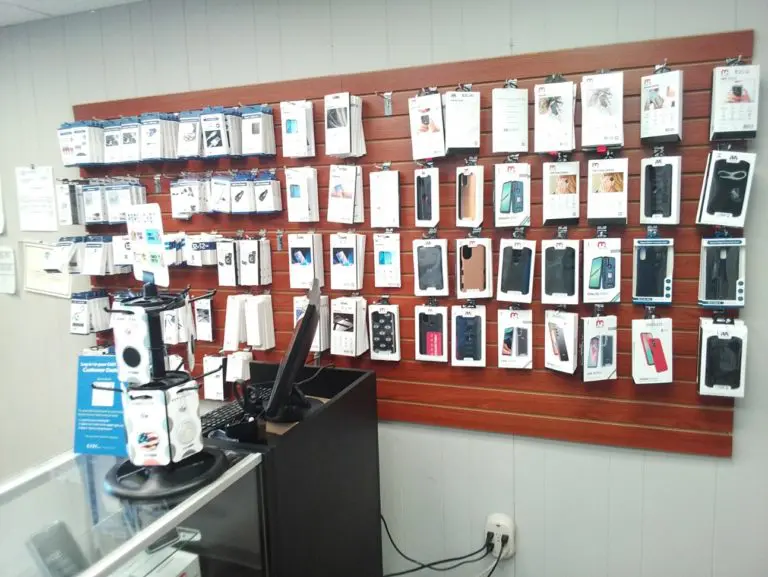 EASY Wireless Lifeline phone store on East 8th Street in Okmulgee, Oklahoma