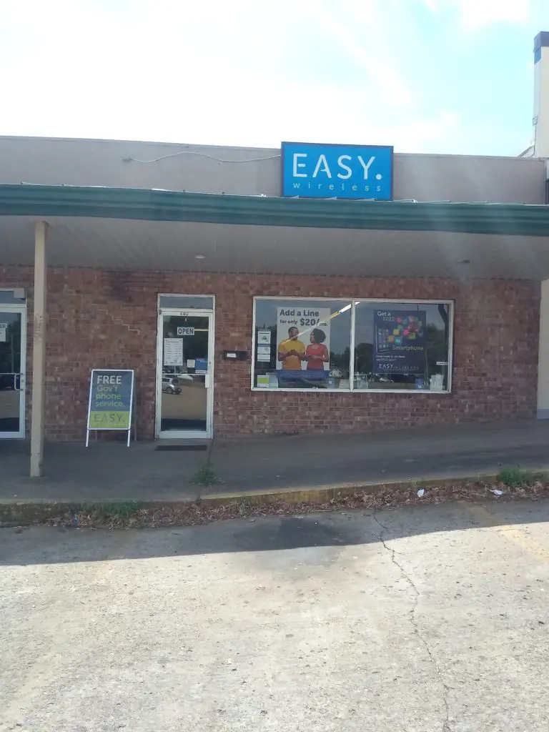 EASY Wireless store in Stilwell, Oklahoma offering Lifeline phone service