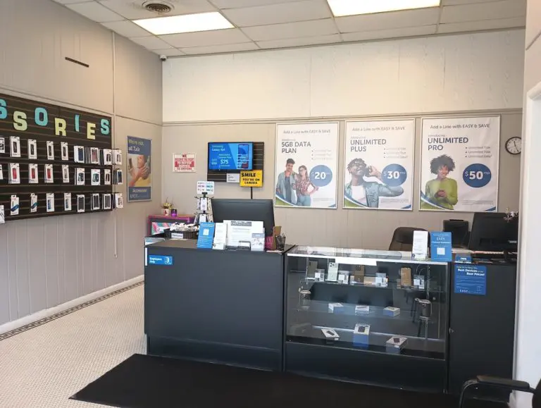 Inside the EASY Wireless phone store in Seminole, Oklahoma