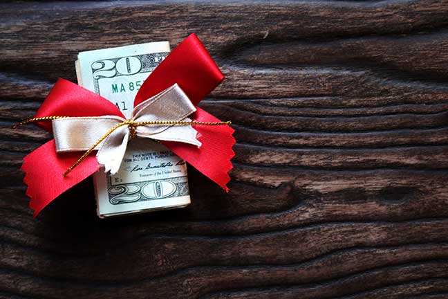 27 Quick Money Saving for Christmas Tips with Only 30 Days To Go