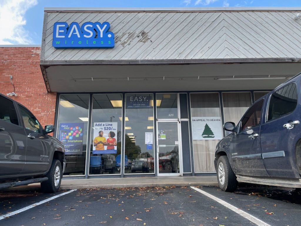 EASY Wireless store in Muskogee, Oklahoma offering Lifeline phone service
