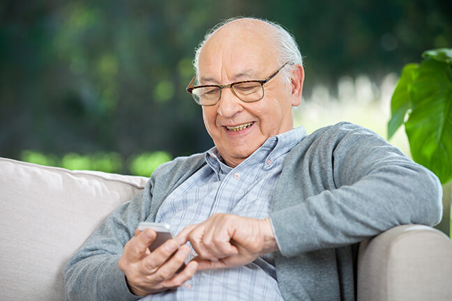 What is the Lifeline Program for Seniors? - EASY Wireless
