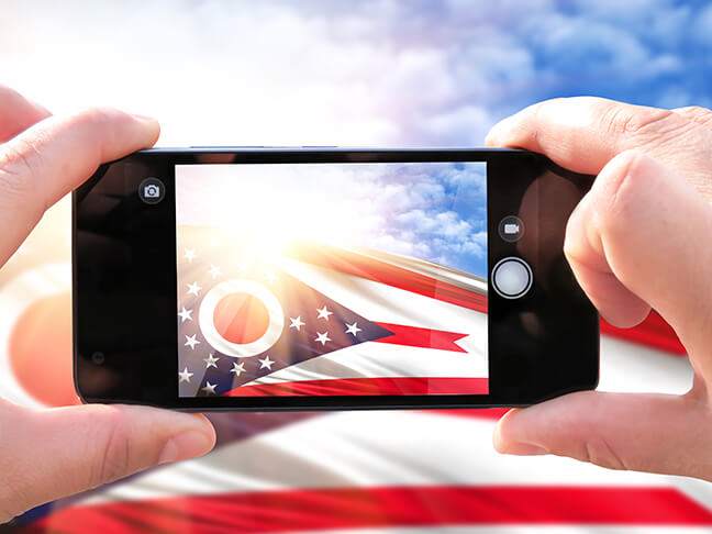Looking for Free Government Touch Screen Phones for Ohio Residents - EASY Wireless