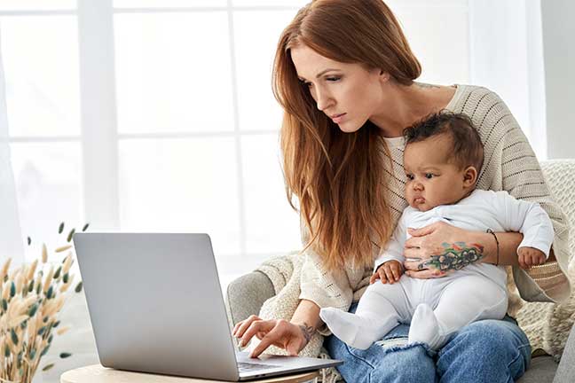Online Classes for Single Moms: A Low-cost Path to Higher Income