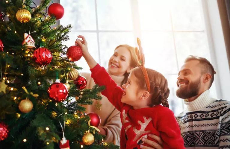 Christmas Help For Low-Income Parents: Holiday Gifts on a Budget