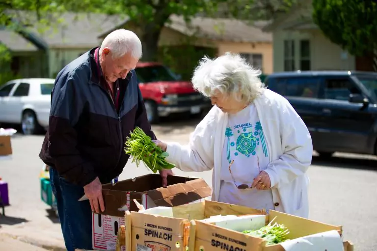 What to Expect When You Visit a Food Pantry​