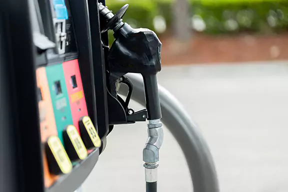 9 Tips on How to Beat High Gas Prices