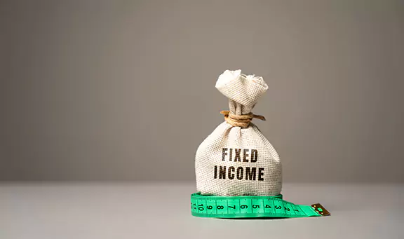 13 EASY Ways to Overcoming Challenges of Living on a Fixed Income
