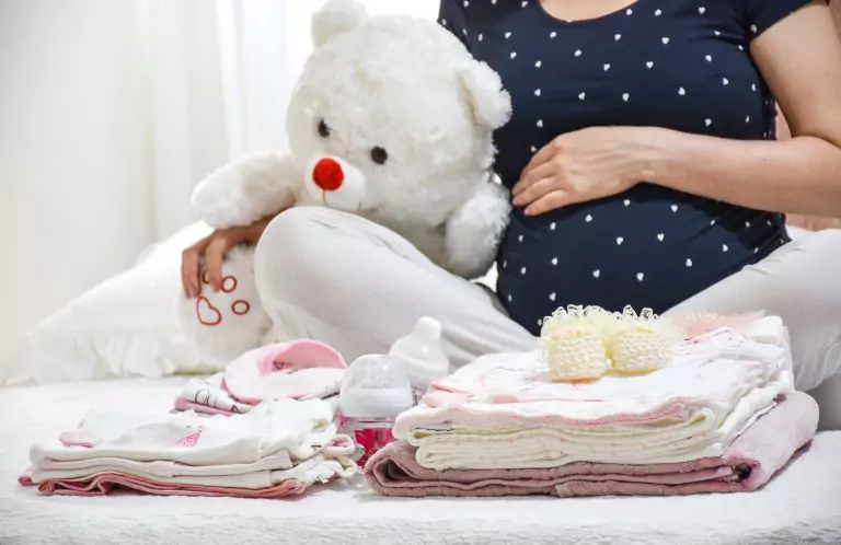 Parents: Here’s Where to Find Free Baby Clothes