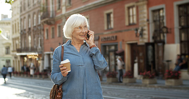 Why Prepaid Phones Are Great for Seniors